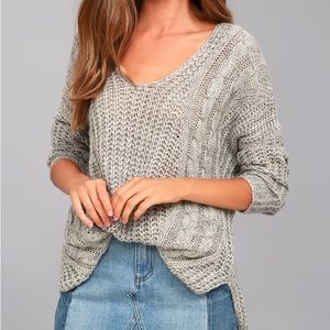 Lulu’s Cuddle-Worthy Grey Knit Sweater